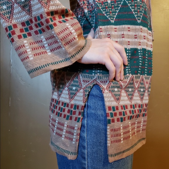 Vintage Geometric Sweater - Picture 5 of 6